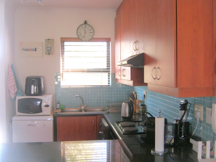 To Let 3 Bedroom Property for Rent in Longdown Western Cape